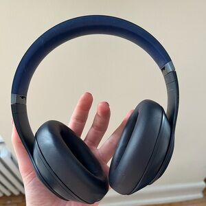 Beats by Dre Over-Ear Headphones - midnight blue